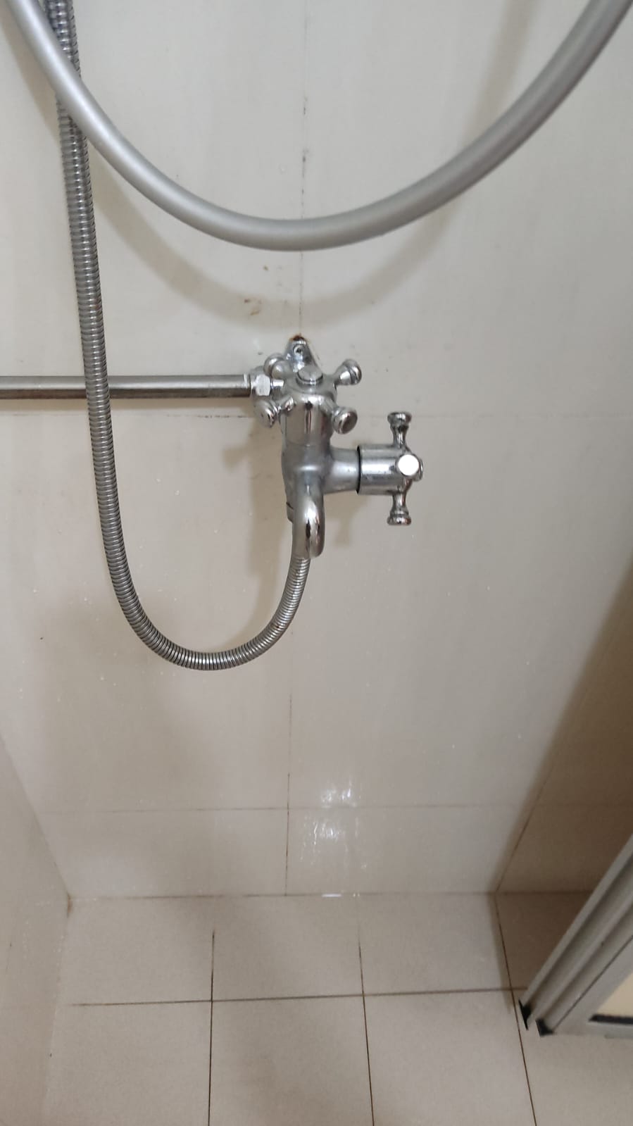 Supply And Replace Elbow Fitting 1
